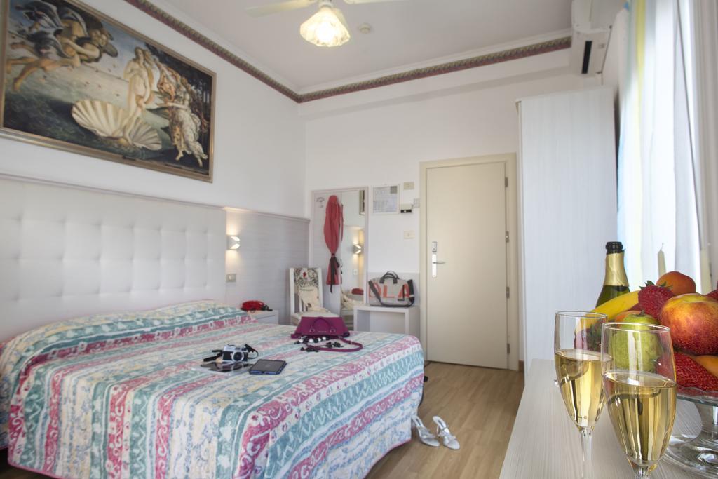 Hotel Titanus Bellaria-Igea Marina Exteriör bild