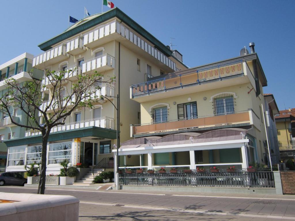 Hotel Titanus Bellaria-Igea Marina Exteriör bild